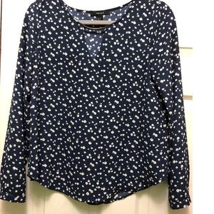 Forever 21 floral long sleeve blouse